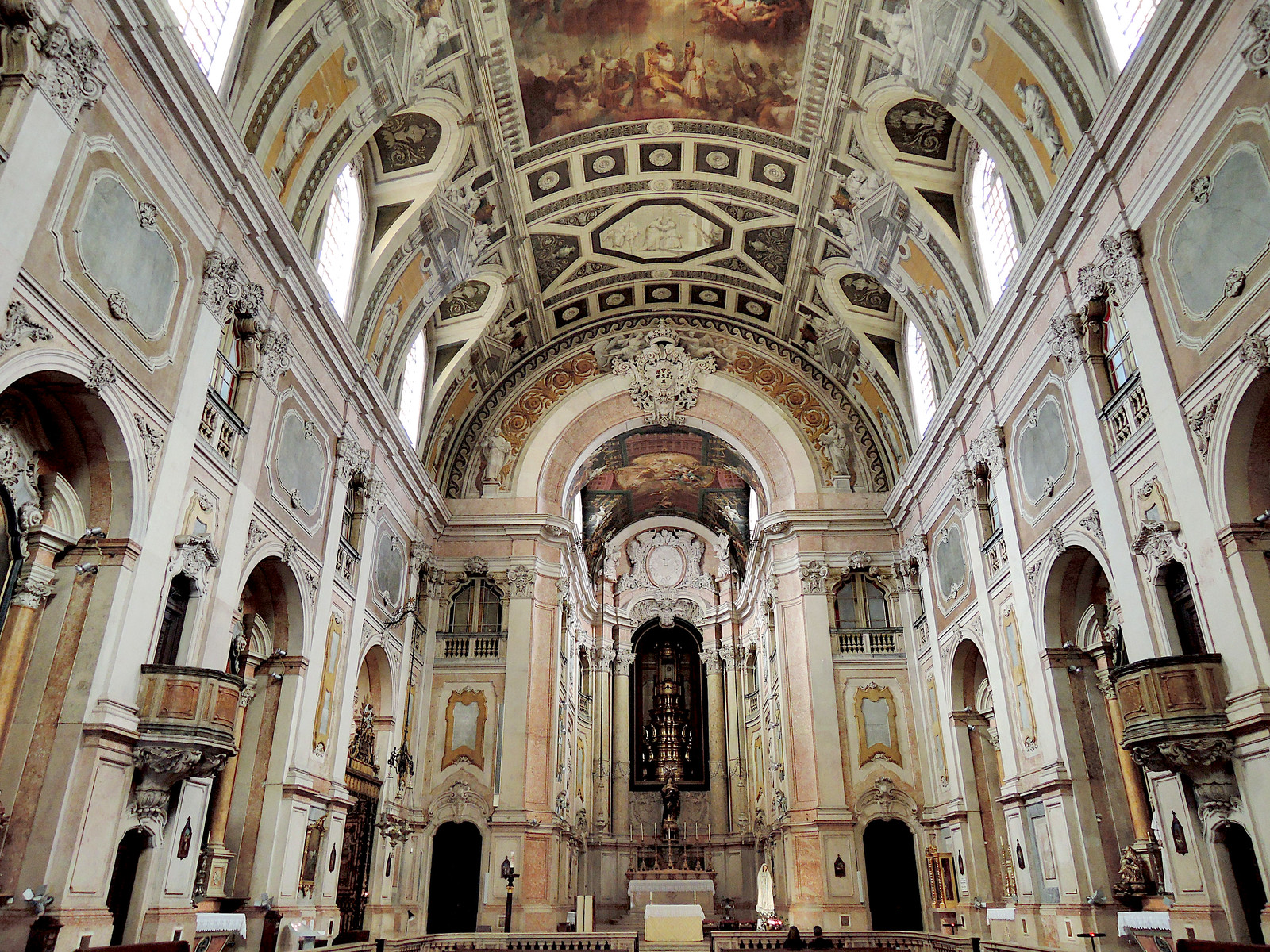 Igreja de Nossa Senhora da Vitória marks Lisbon's post-earthquake rebuild