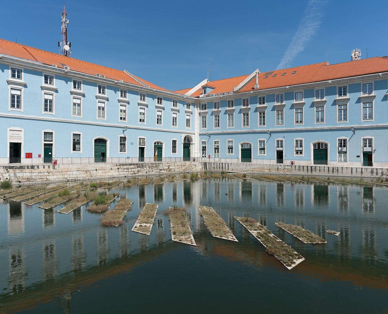 Lisbon Heat Peaks 35°C: Scientists Reveal Optimal Hydration Strategy